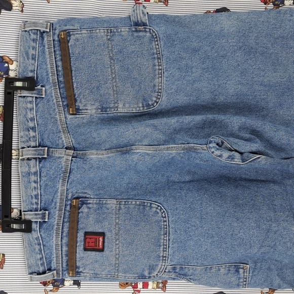 Riggs Workwear by Wrangler dura shield med wash denim carpenter work jeans 42/30 - Picture 1 of 8